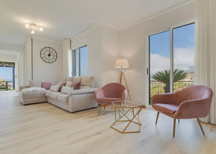 וילה By Madeira *